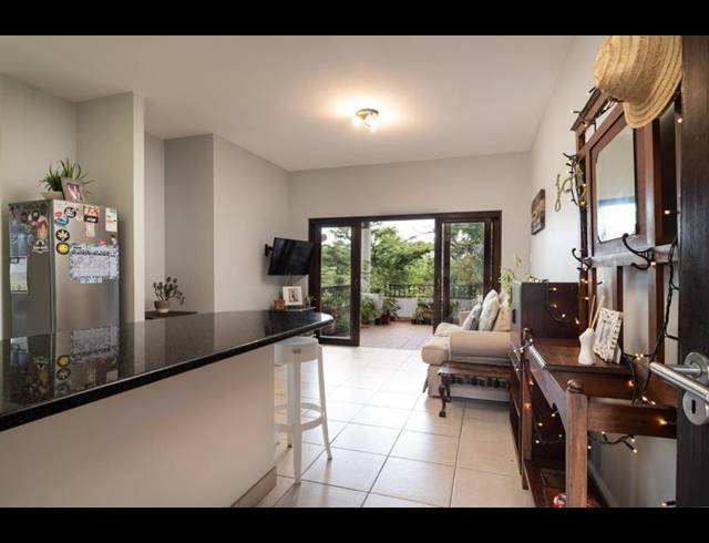 3 BEDROOM APARTMENT FOR SALE IN SHEFFIELD BEACH